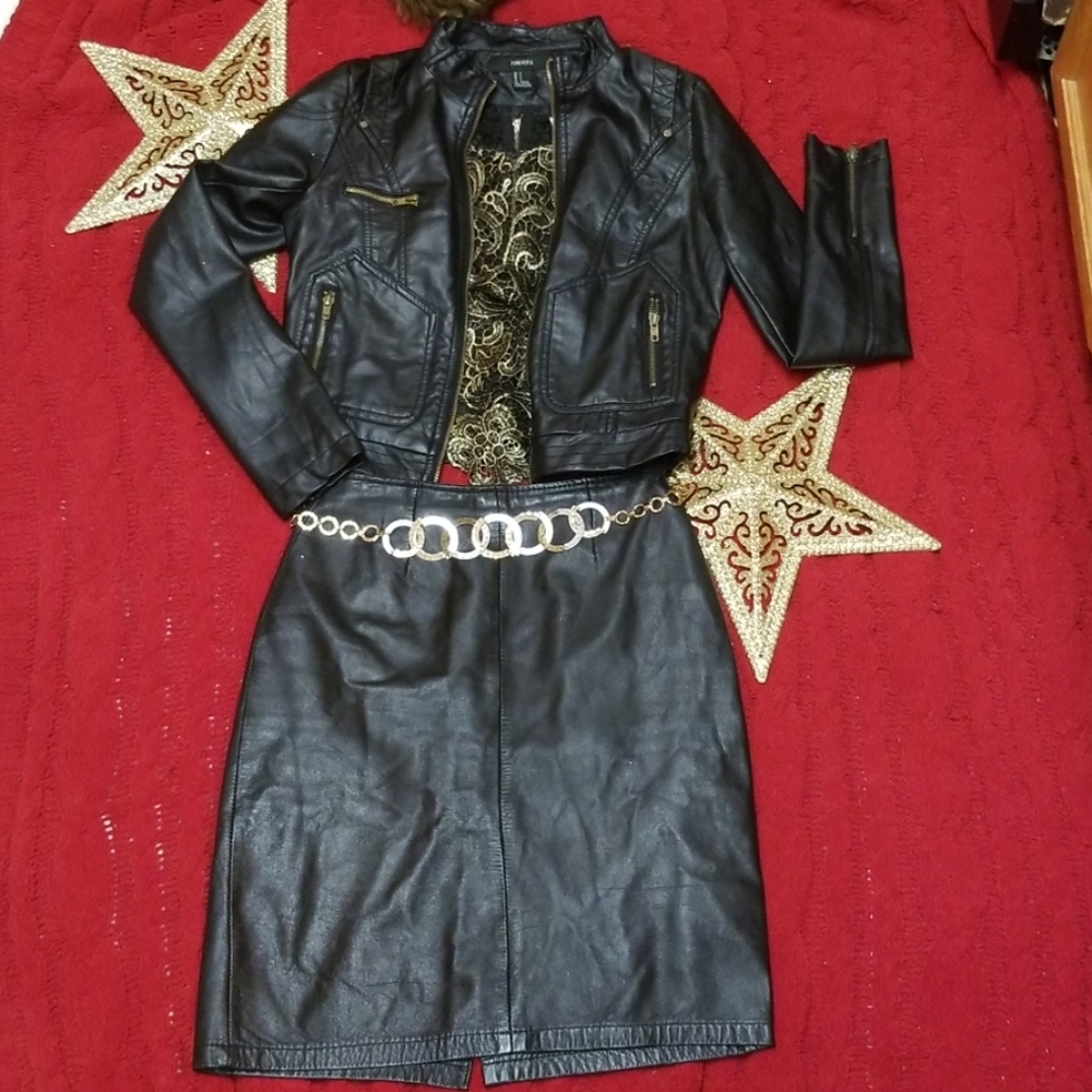 🍒GORGEOUS LEATHER SKIRT 🍒